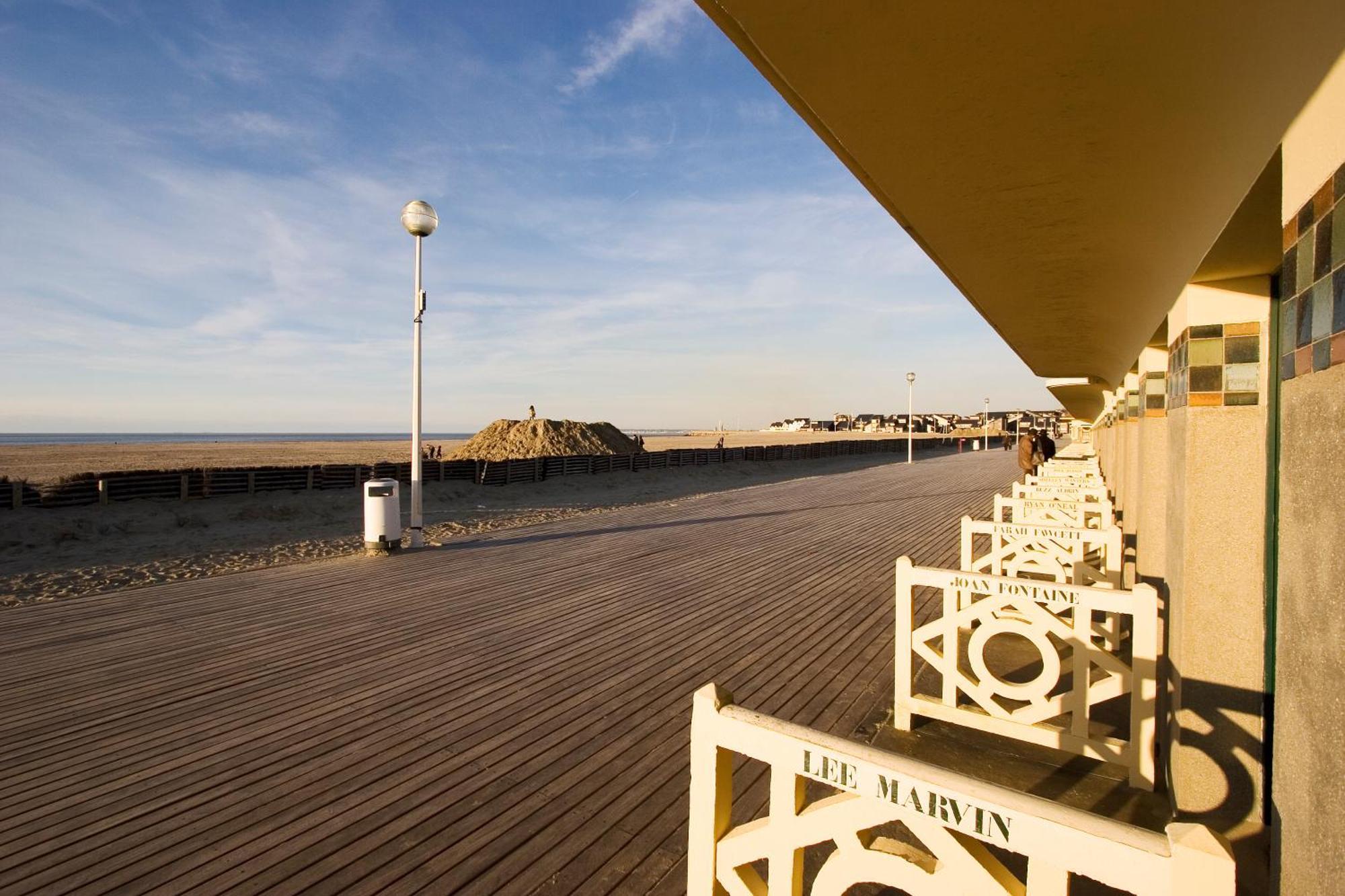 Ibis Budget Cabourg Dives Sur Mer Exterior photo