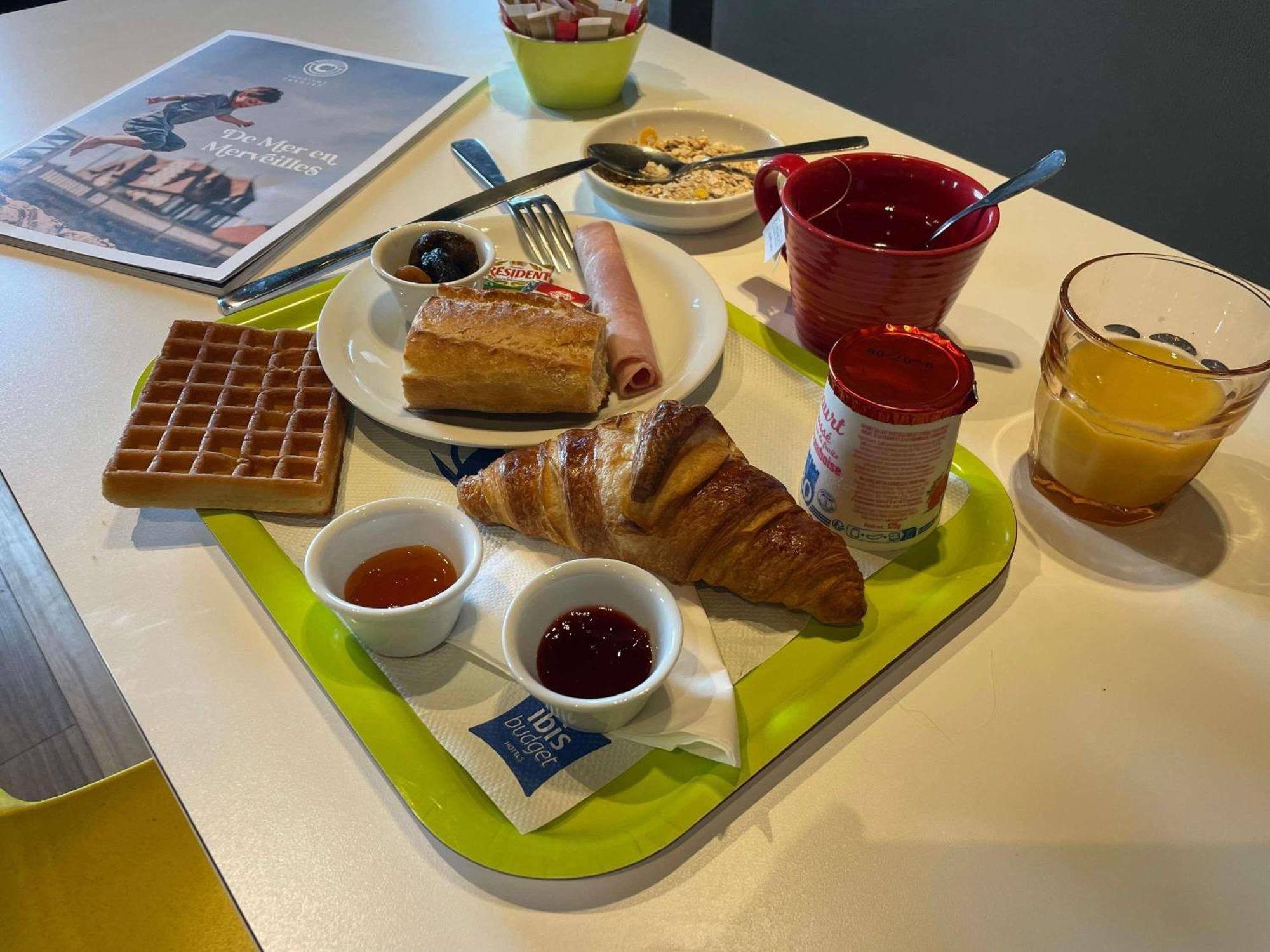 Ibis Budget Cabourg Dives Sur Mer Exterior photo